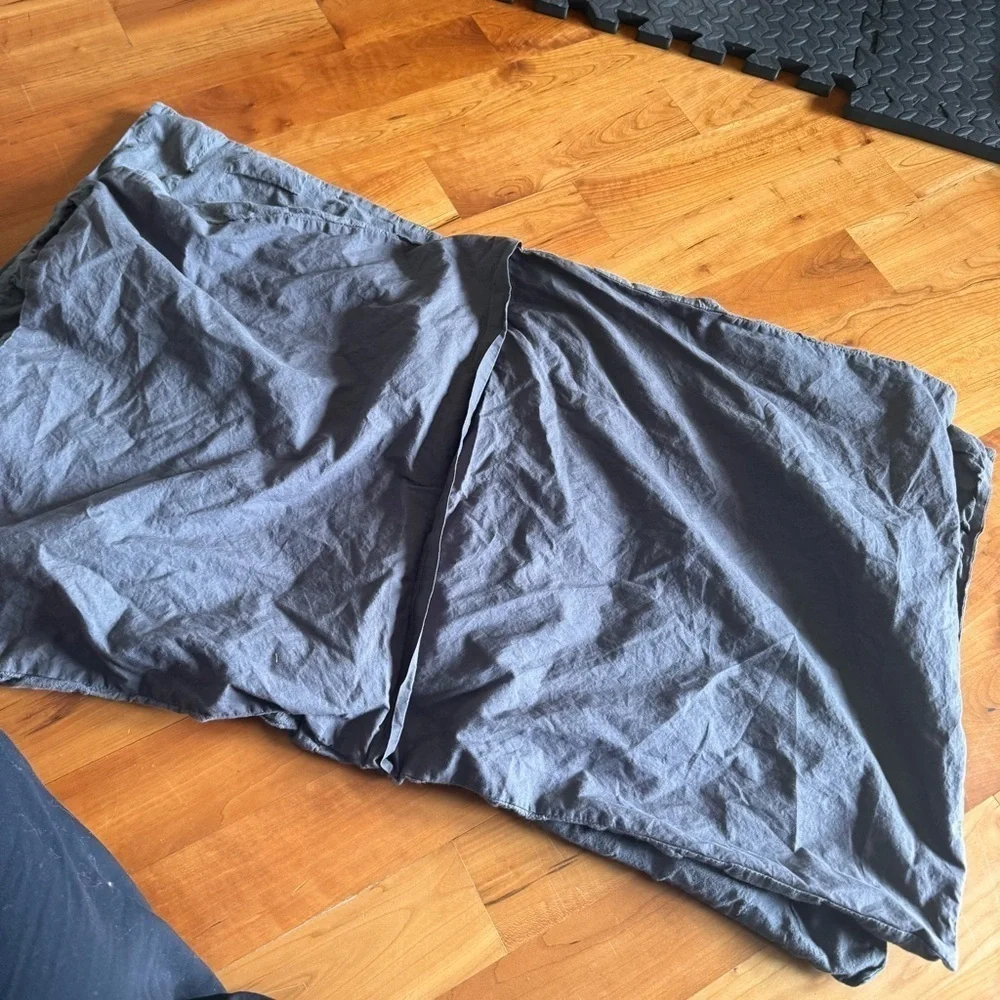 West Elm SET 100% organic cotton king sham set Charcoal Gray cloud textured case